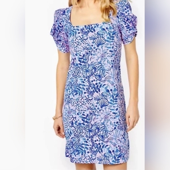 Lilly Pulitzer Dresses & Skirts - Lilly Pulitzer Haydn Mini Dress Short Puff Sleeve Blue Oceanscape Print Pink